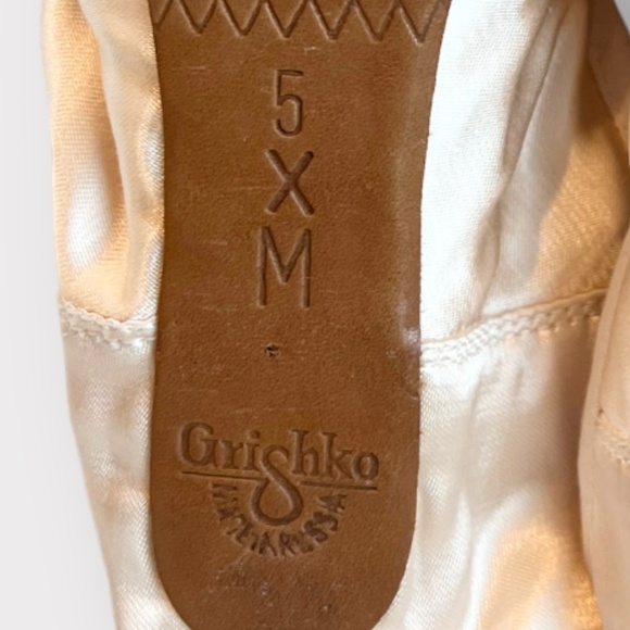 Grishko Ulanova Pointe Shoe 5 X M - Picture 7 of 9